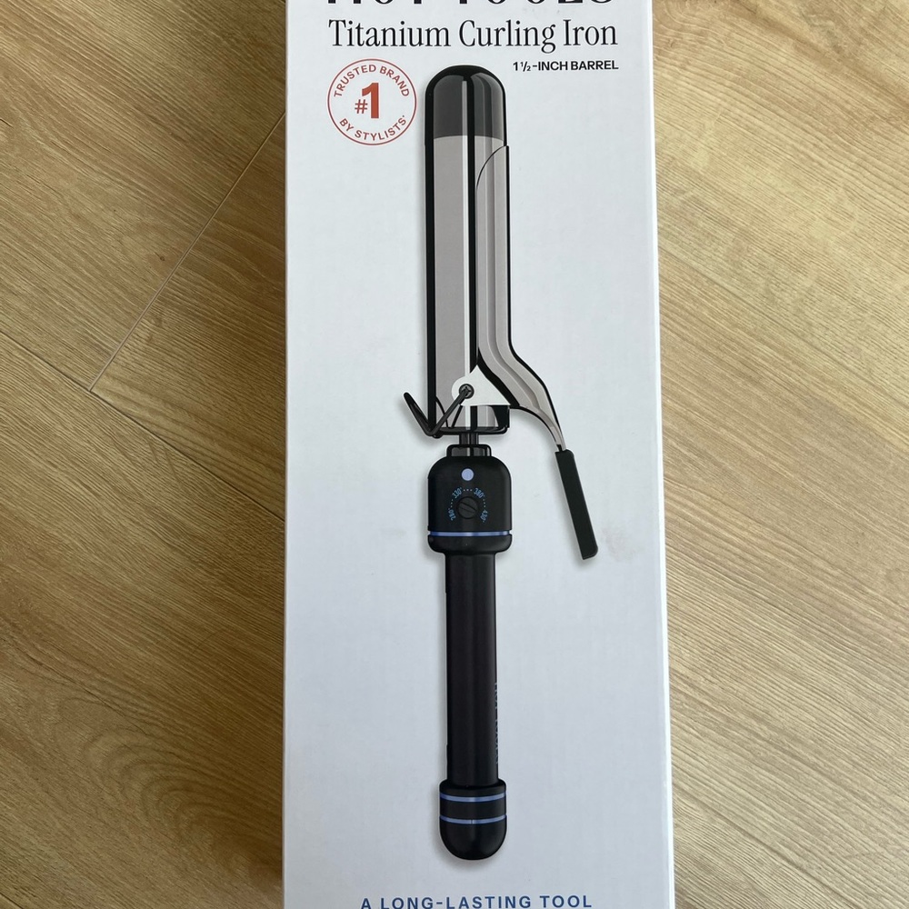 Hot Tools 1 1/2" Titanium Curling Iron